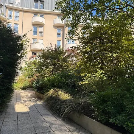 Secret Oasis In Bastille - Luxury & Serenity Париж