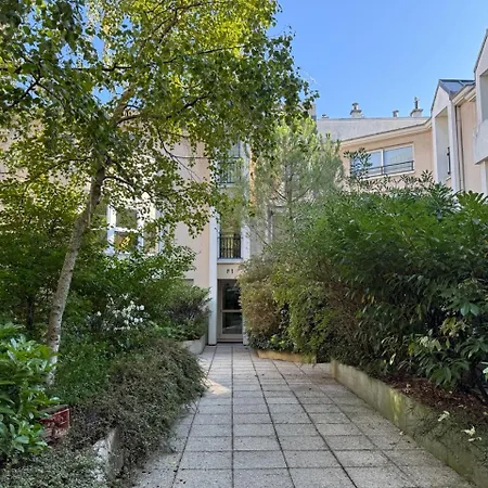 Secret Oasis In Bastille - Luxury & Serenity Париж