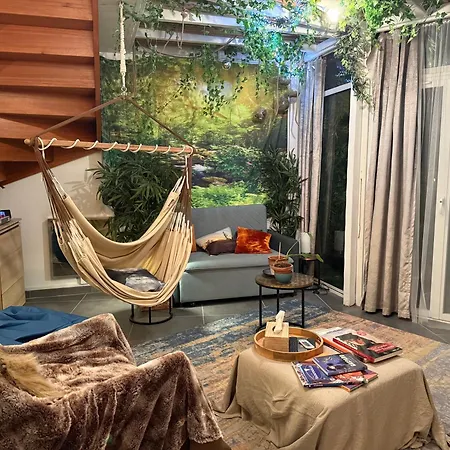 アパート Secret Oasis In Bastille - Luxury & Serenity *