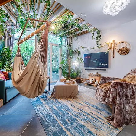 Secret Oasis In Bastille - Luxury & Serenity パリ