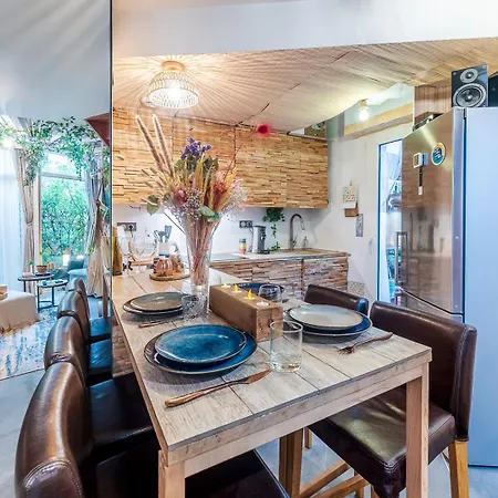 Secret Oasis In Bastille - Luxury & Serenity アパート パリ