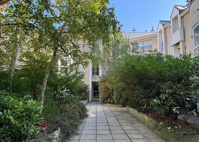 Secret Oasis In Bastille - Luxury & Serenity París