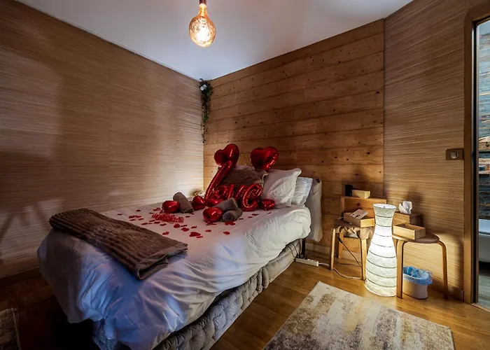 Secret Oasis In Bastille - Luxury & Serenity Paris